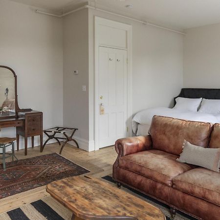 Stewart House Hotel Athens Room photo