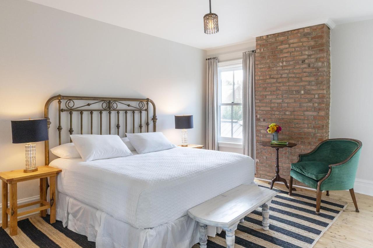 Stewart House Hotel Athens Room photo